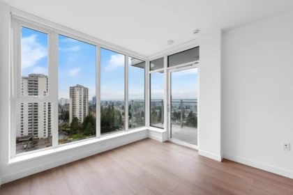 Hallway Photo of 1408 5685 Halley Avenue, Burnaby, BC