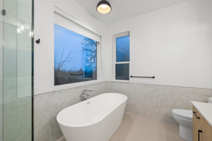 Entry Foyer Photo of 1 35133 Christina Place, Abbotsford, BC