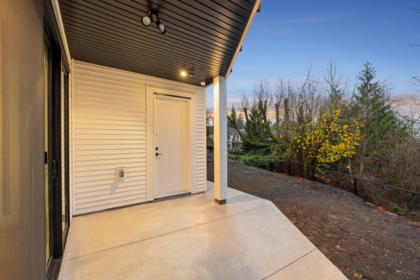 Outdoor Kitchen Photo of 1 35133 Christina Place, Abbotsford, BC