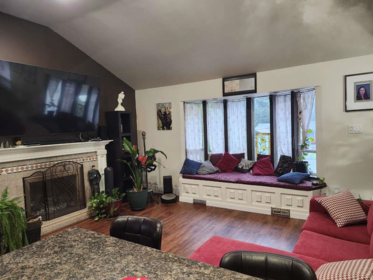 Dining Area Photo of 21796 Howison Avenue, Maple Ridge, BC
