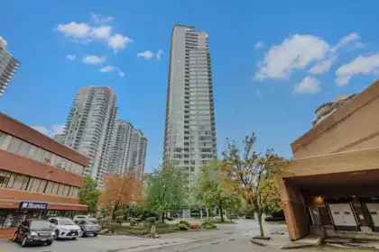 3702 4880 Bennett Street, Burnaby, BC, Burnaby — Apartment/Condo for sale