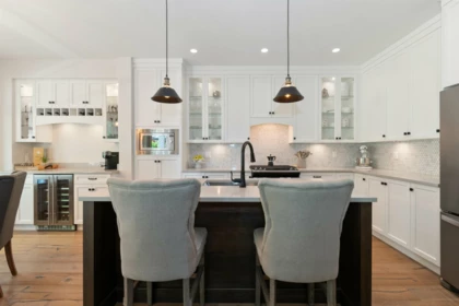 Family Room Photo of 43331 Creekside Circle, Lindell Beach, BC