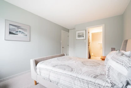 Bedroom 3 Photo of 507 2020 Fullerton Avenue, North Vancouver, BC