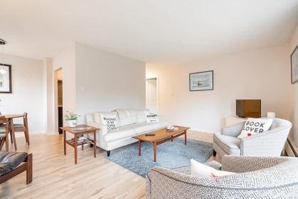 507 2020 Fullerton Avenue, North Vancouver, BC