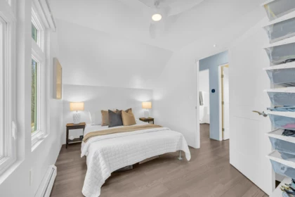 Powder Room Photo of 4379 Welwyn Street, Vancouver, BC
