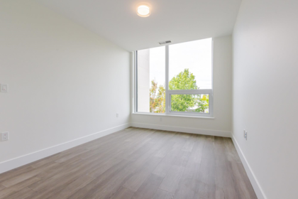 Basement Recreation Room Photo of 314 1342 Johnston Road, White Rock, BC