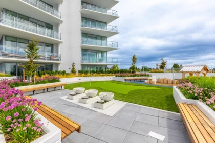 Hot Tub / Spa Photo of 314 1342 Johnston Road, White Rock, BC