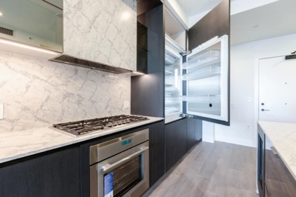 Kitchen Island Photo of 314 1342 Johnston Road, White Rock, BC