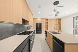 1 2091 E 20th Avenue, Vancouver, BC