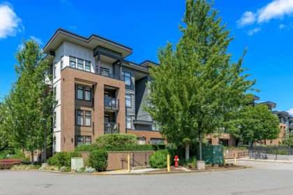 312 20062 Fraser Highway, Langley, BC, Langley — Apartment/Condo for sale