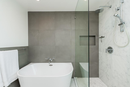 Powder Room Photo of 1201 1501 Foster Street, White Rock, BC