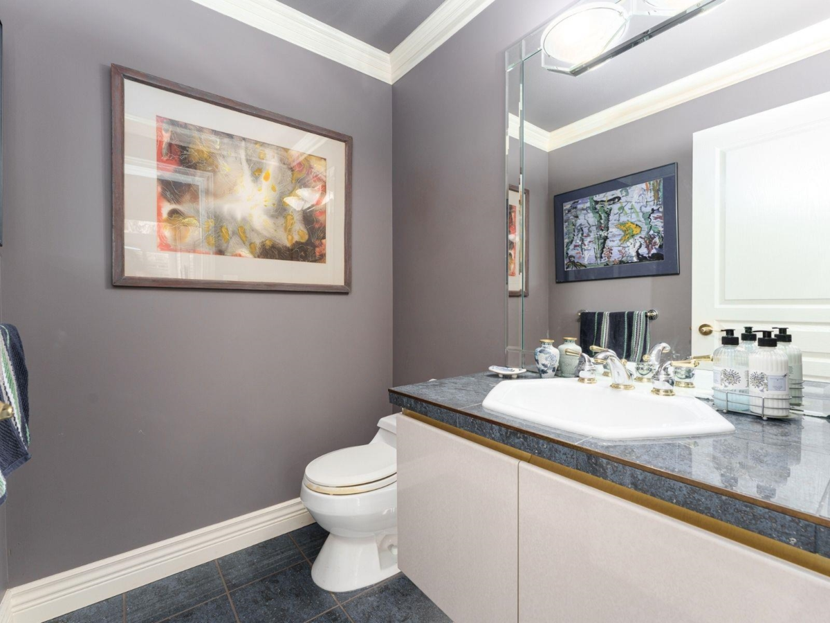 Laundry Room Photo of 3412 Canterbury Drive, Surrey, BC