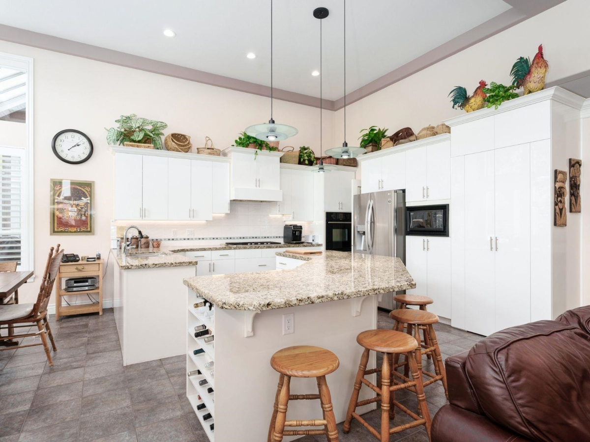 Pantry Photo of 3412 Canterbury Drive, Surrey, BC