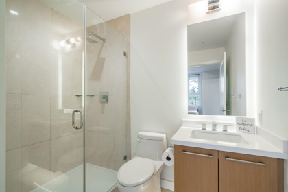 Powder Room Photo of 310 5325 West Boulevard, Vancouver, BC