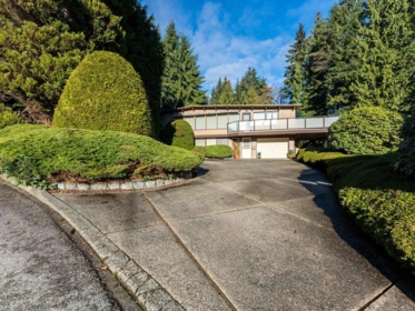 1588 Merlynn Crescent, North Vancouver, BC, North Vancouver — Single Family Residence for sale