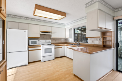Breakfast Nook Photo of 1347 Cornell Avenue, Coquitlam, BC