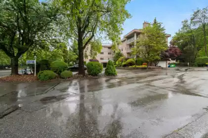 210 33110 George Ferguson Way, Abbotsford, BC, Abbotsford — Apartment/Condo for sale