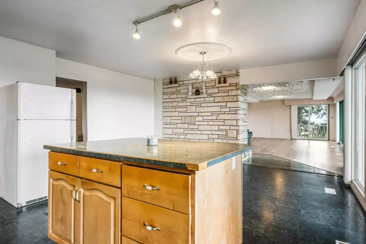 Outdoor Patio Photo of 9890 Quarry Road, Chilliwack, BC