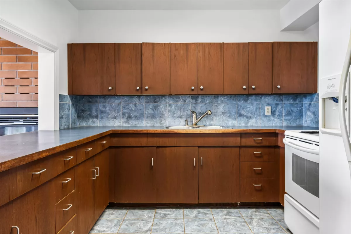 Swimming Pool Photo of 9890 Quarry Road, Chilliwack, BC