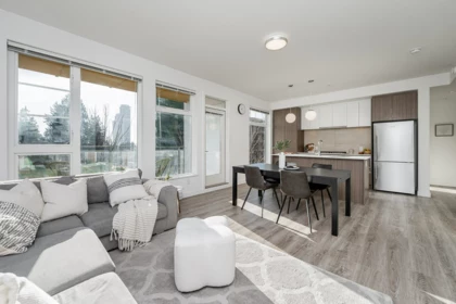 304 516 Foster Avenue, Coquitlam, BC, Coquitlam — Apartment/Condo for sale