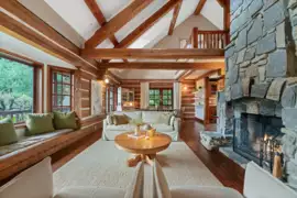 5851 Eagle Island, West Vancouver, BC