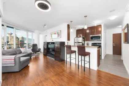 2203 58 Keefer Place, Vancouver, BC, Vancouver — Apartment/Condo for sale