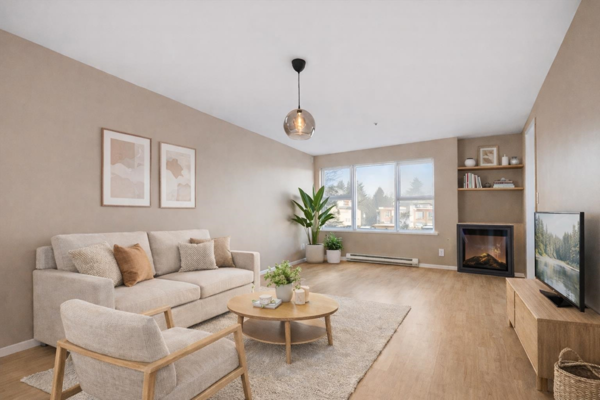 Living Room Photo of 513 315 Knox Street, New Westminster, BC