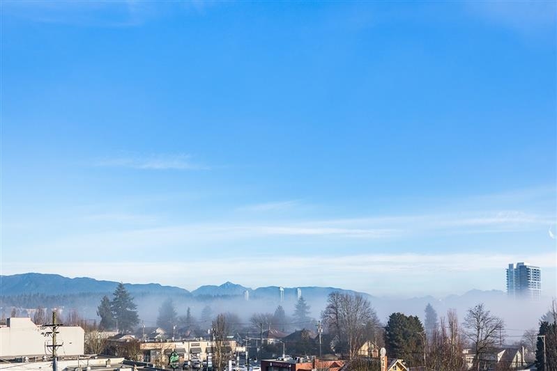 Outdoor Deck Photo of 513 315 Knox Street, New Westminster, BC