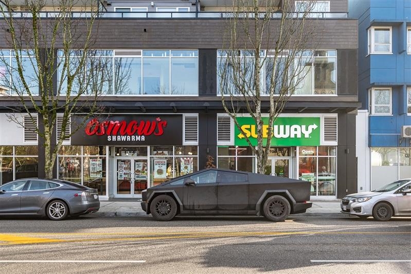Outdoor Kitchen Photo of 513 315 Knox Street, New Westminster, BC