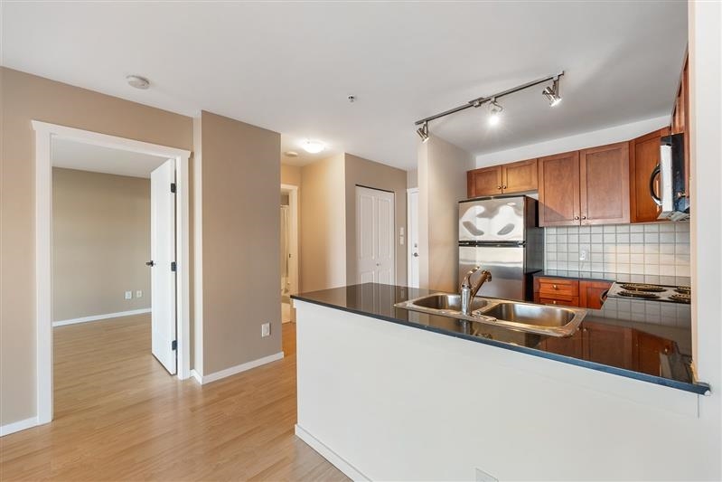 Pantry Photo of 513 315 Knox Street, New Westminster, BC