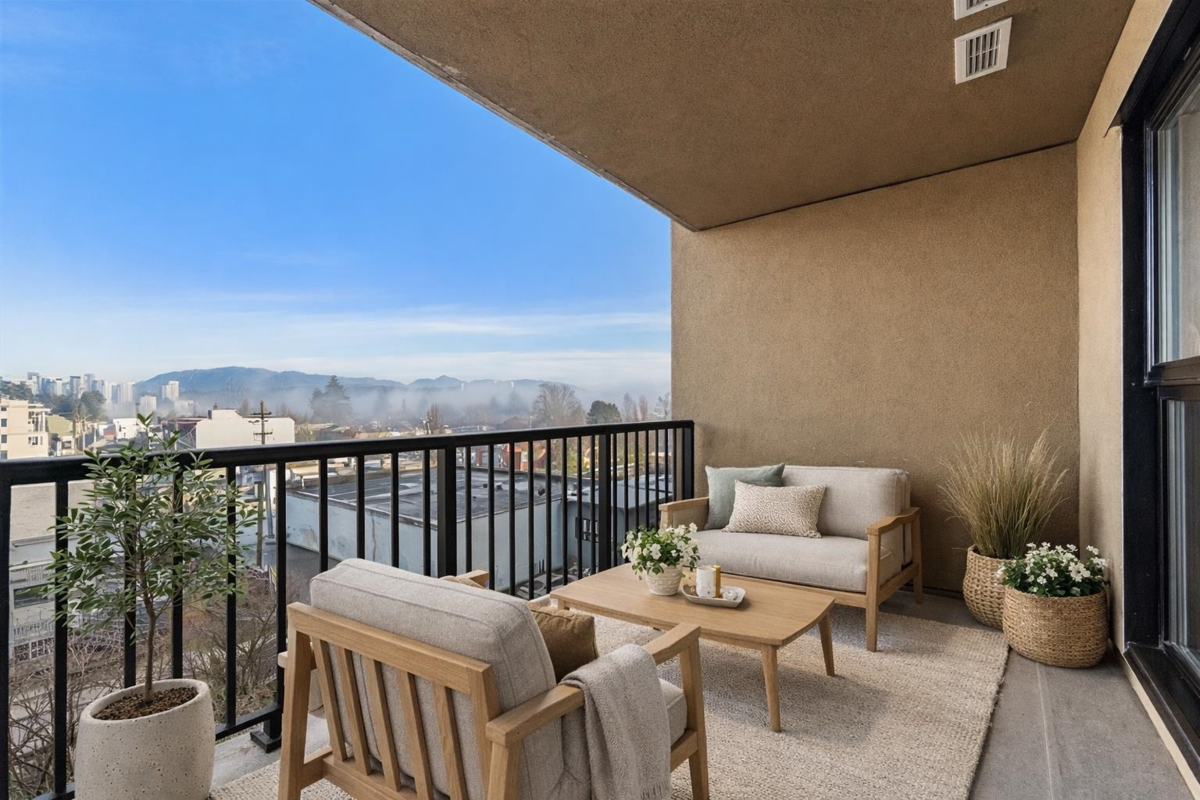 Primary Bathroom Photo of 513 315 Knox Street, New Westminster, BC