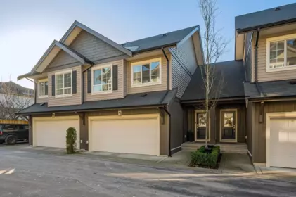 56 4967 220 Street, Langley, BC, Langley — Townhouse for sale