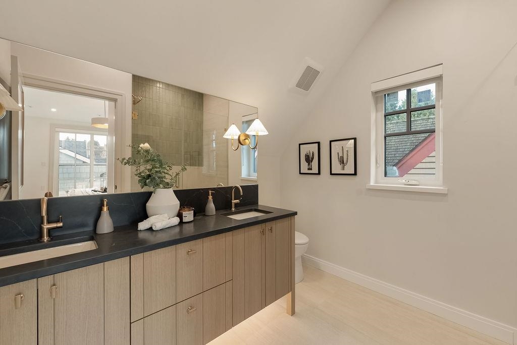 Backyard Photo of 2542 Grant Street, Vancouver, BC