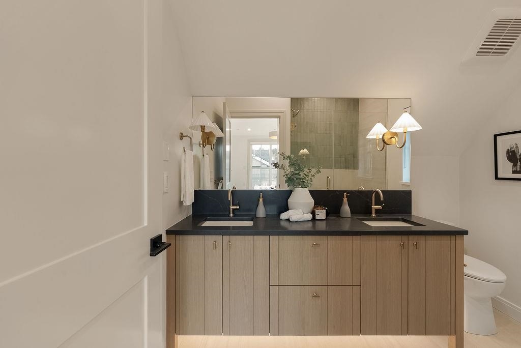 Outdoor Deck Photo of 2542 Grant Street, Vancouver, BC