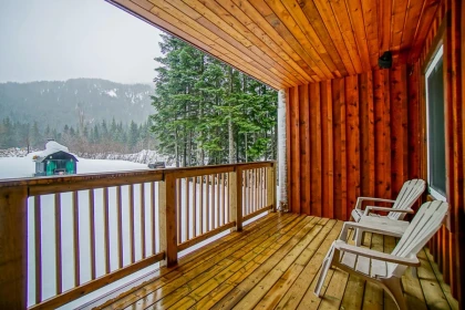 Basement Recreation Room Photo of 1 46933 Laurel Place, Agassiz, BC