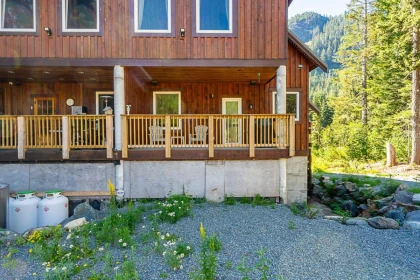 Hot Tub / Spa Photo of 1 46933 Laurel Place, Agassiz, BC