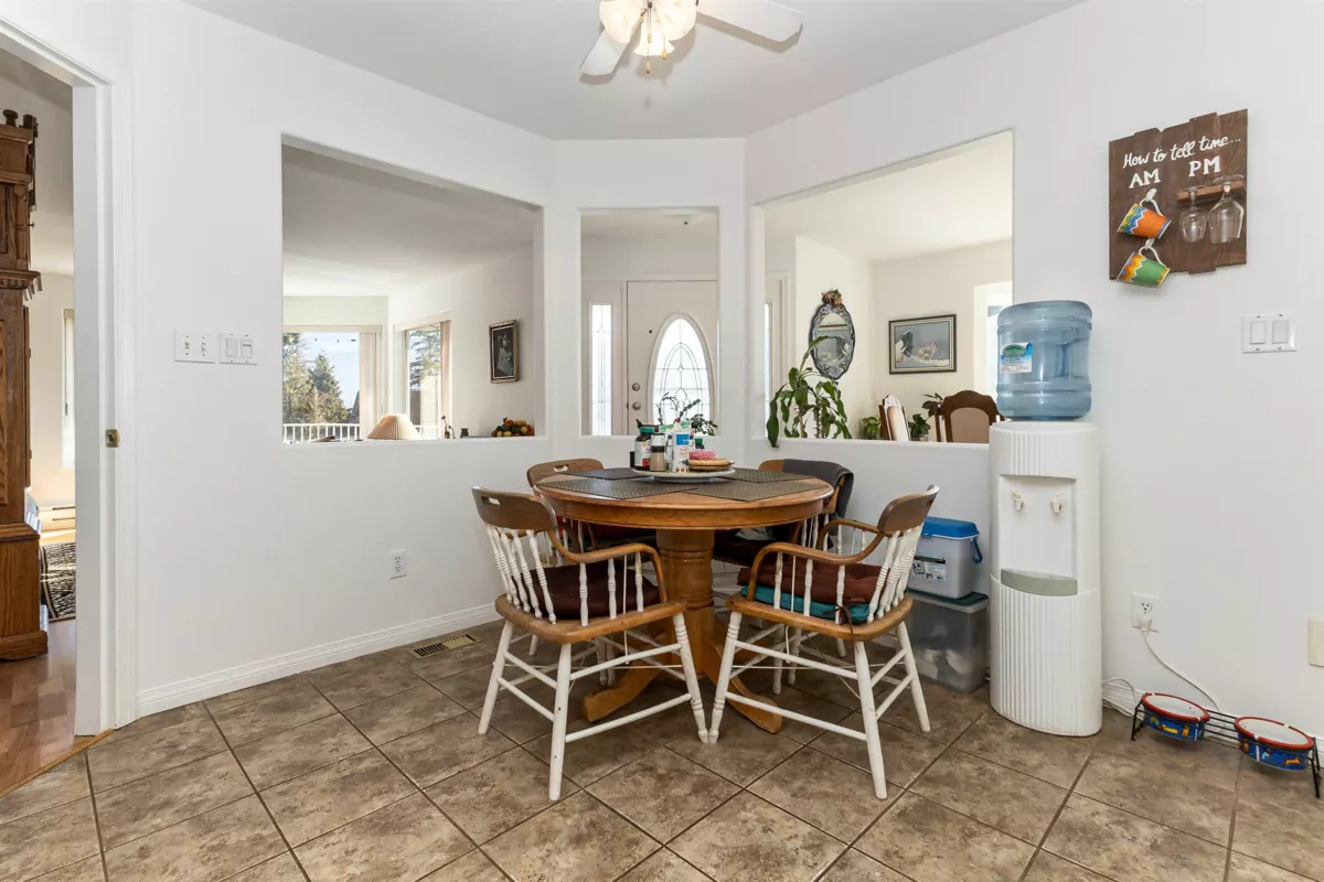 Pantry Photo of 47360 Mountain Park Drive, Chilliwack, BC