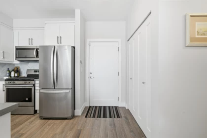 213 14550 Winter Crescent, Surrey, BC, Surrey — Apartment/Condo for sale