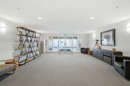213 14550 Winter Crescent, Surrey, BC, Surrey — Apartment/Condo for sale