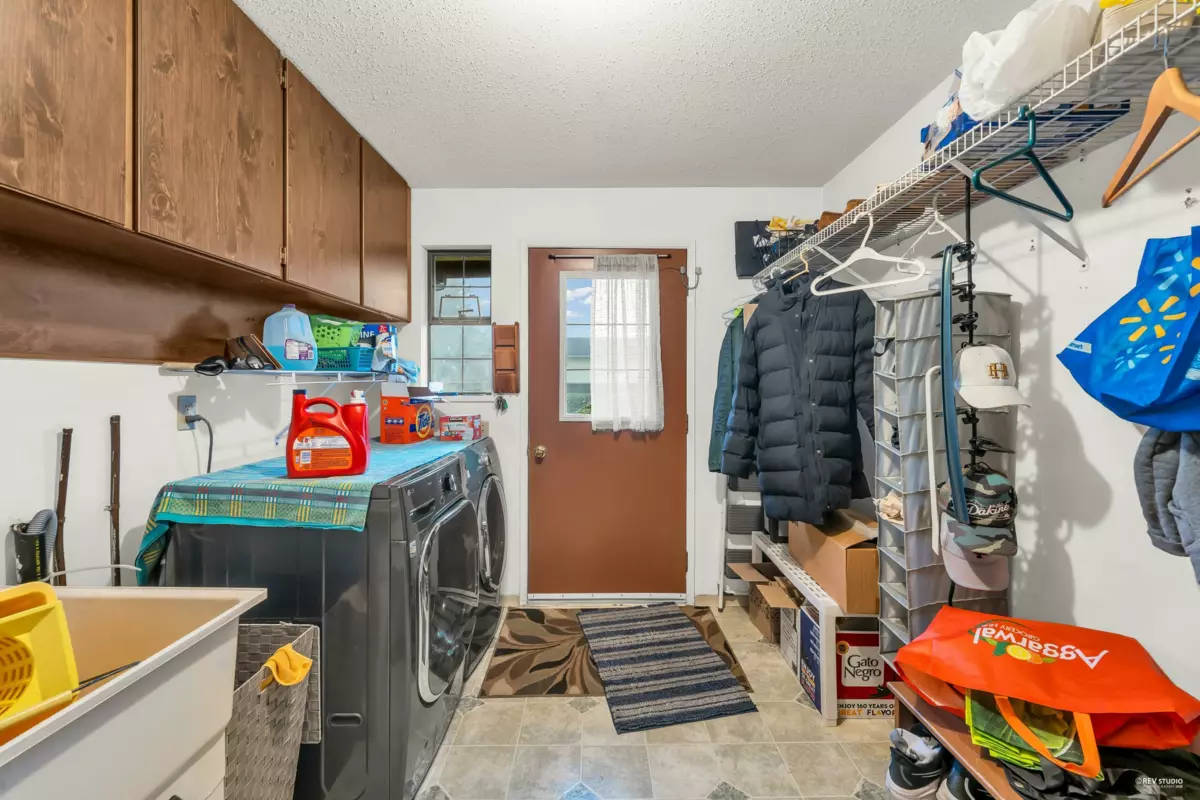 Guest Bathroom Photo of 4240 Shackleton Gate, Richmond, BC