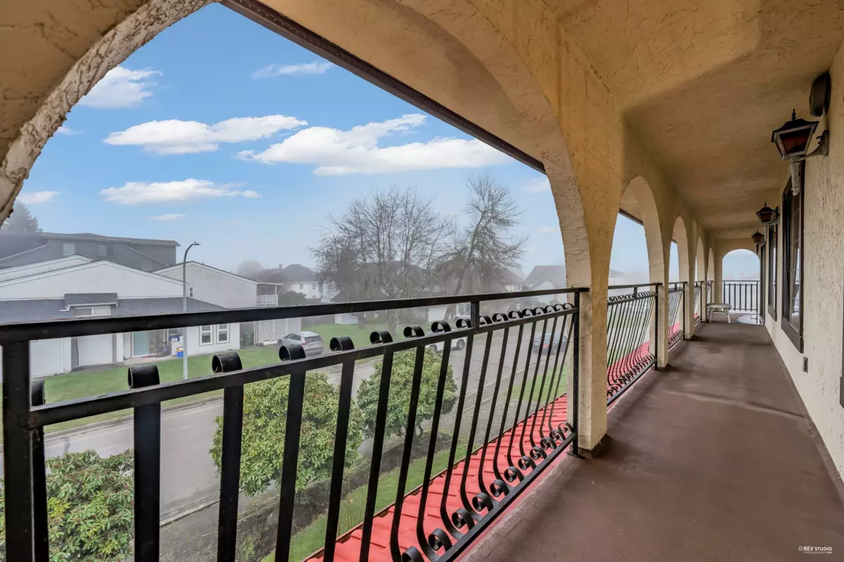 Kitchen Photo of 4240 Shackleton Gate, Richmond, BC