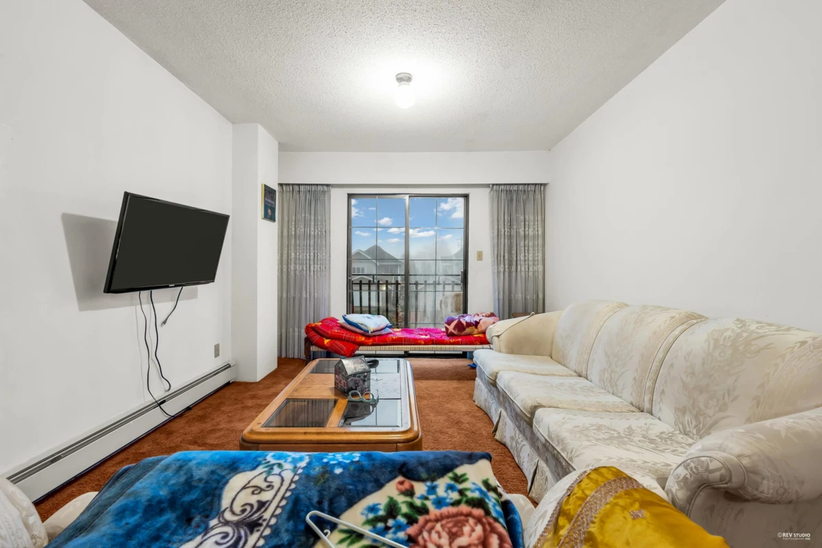 Pantry Photo of 4240 Shackleton Gate, Richmond, BC