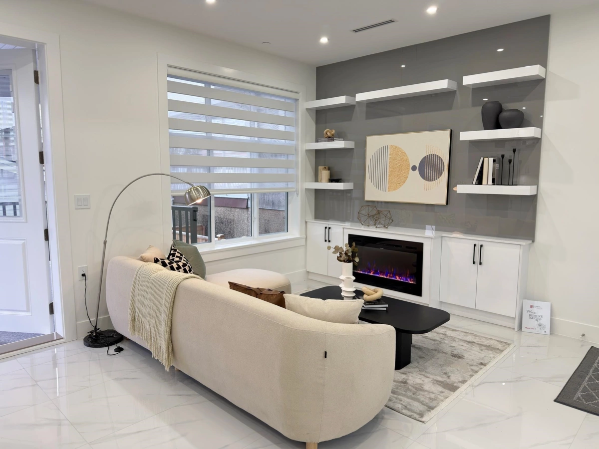 Living Room Photo of 2172 E 46th Avenue, Vancouver, BC