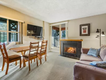 3308 4295 Blackcomb Way, Whistler, BC, Whistler — Apartment/Condo for sale