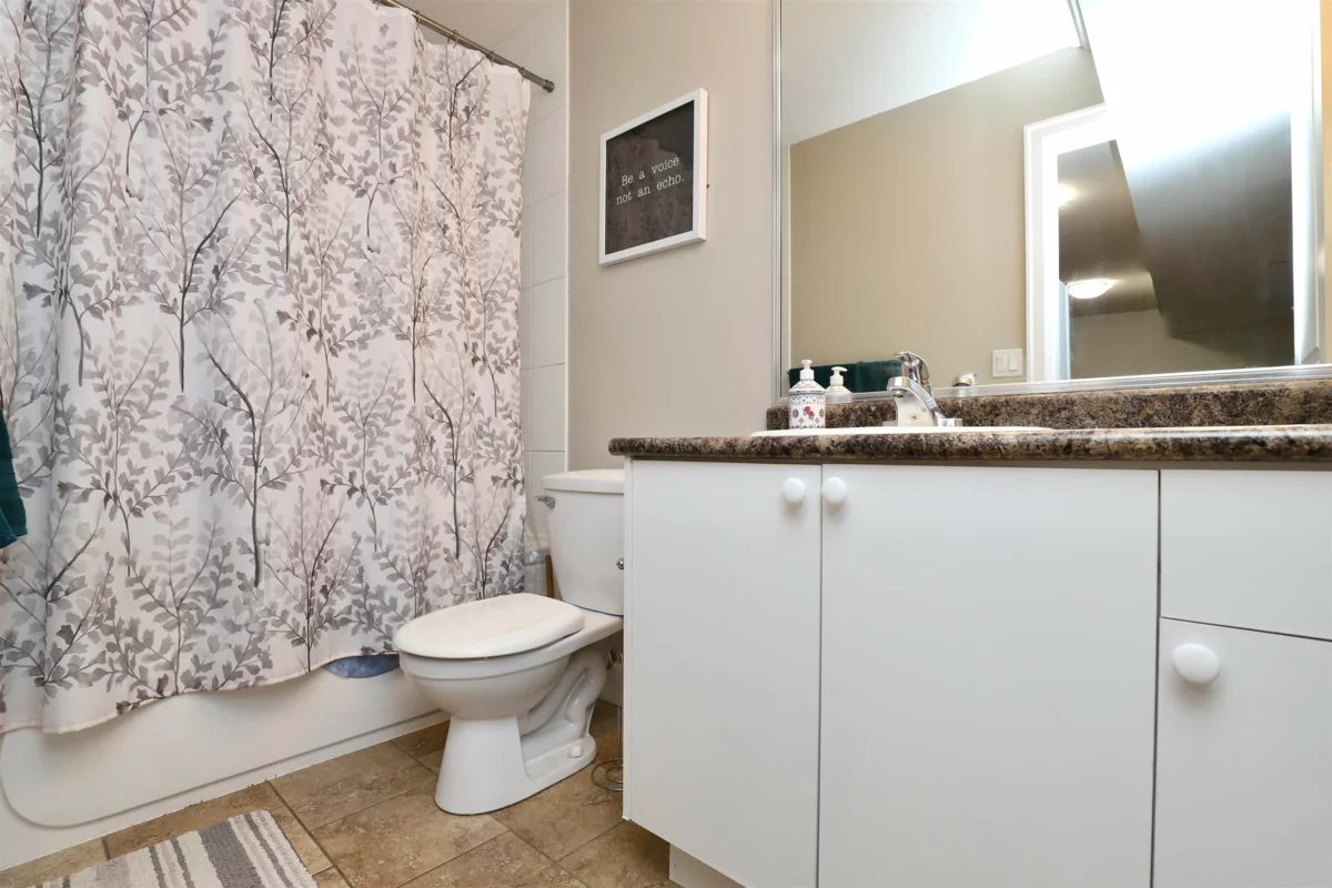 Backyard Photo of 24201 103a Avenue, Maple Ridge, BC