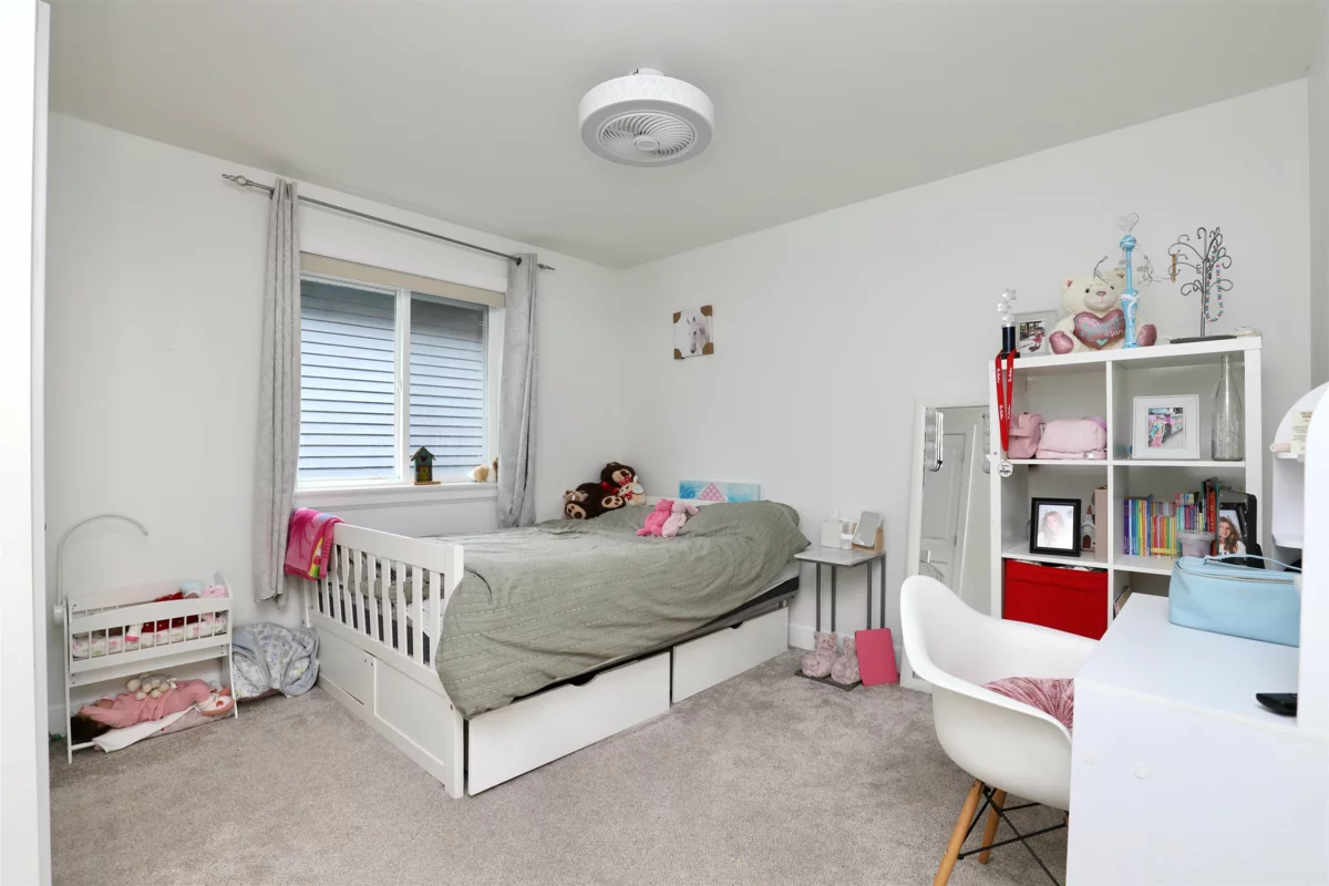 Basement Recreation Room Photo of 24201 103a Avenue, Maple Ridge, BC