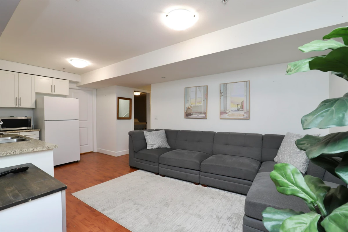 Outdoor Patio Photo of 24201 103a Avenue, Maple Ridge, BC