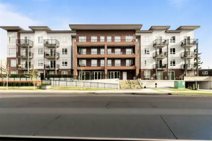 401 5420 208 Street, Langley, BC, Langley — Apartment/Condo for sale