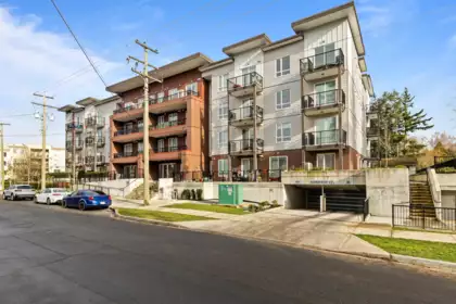 401 5420 208 Street, Langley, BC, Langley — Apartment/Condo for sale