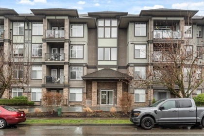 202 33338 Mayfair Avenue, Abbotsford, BC, Abbotsford — Apartment/Condo for sale